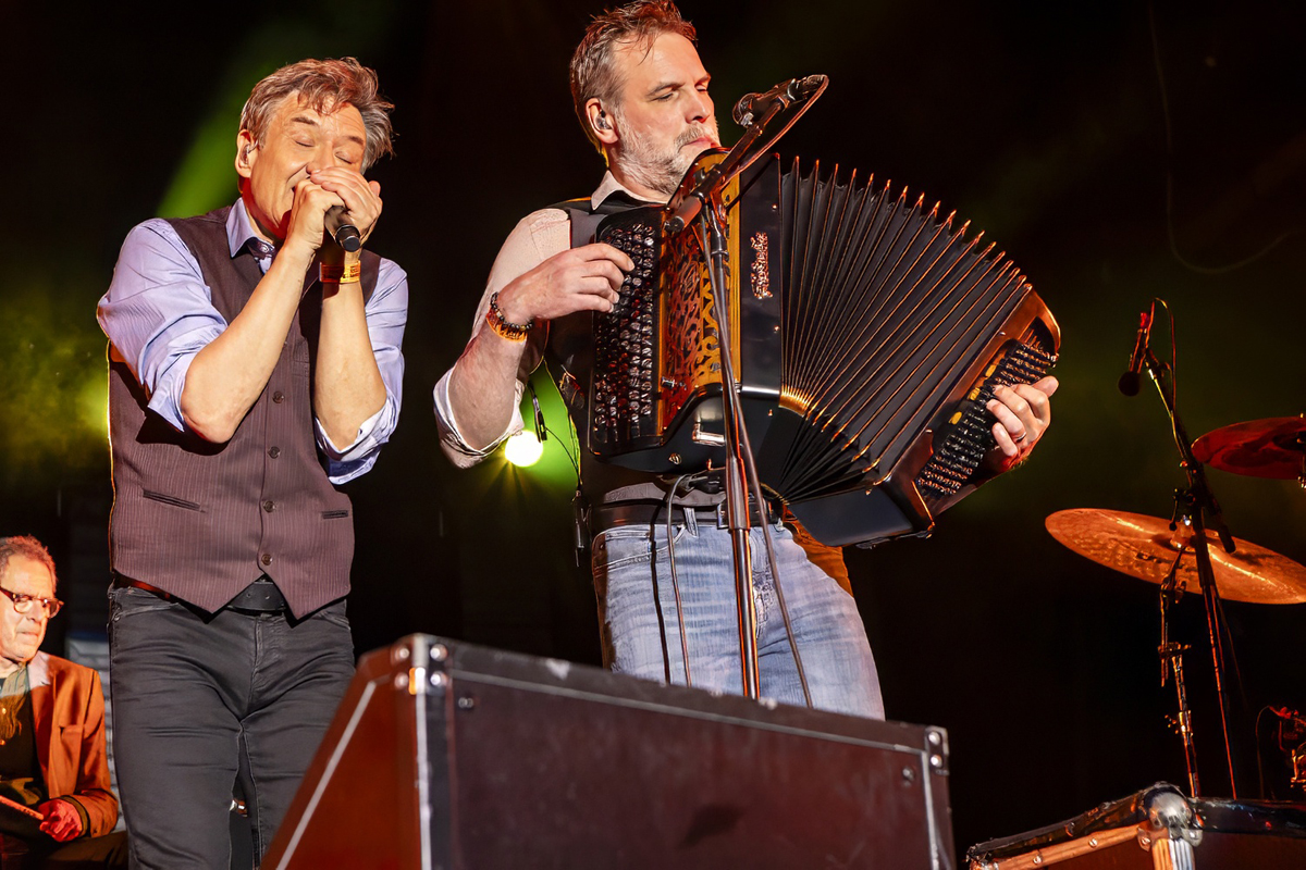 Bart Peeters & De Ideale Mannen @ Boerenrock, foto 29, foto's door Edwin Houdevelt - FrontView Magazine