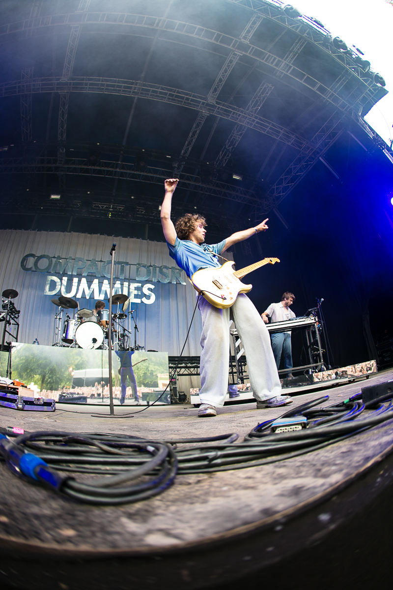 Compact disk dummies @ Cactus festival, picture 13, photographed by Anais Callens - FrontView Magazine