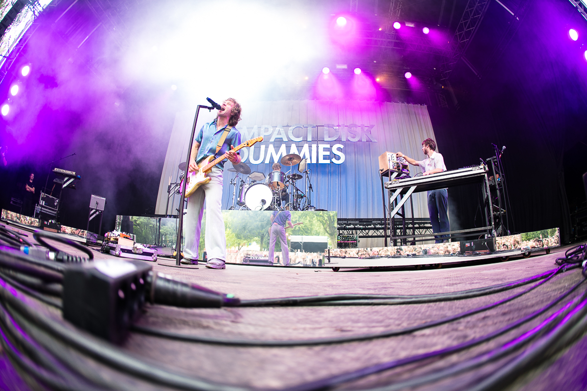 Compact disk dummies @ Cactus festival, picture 14, photographed by Anais Callens - FrontView Magazine