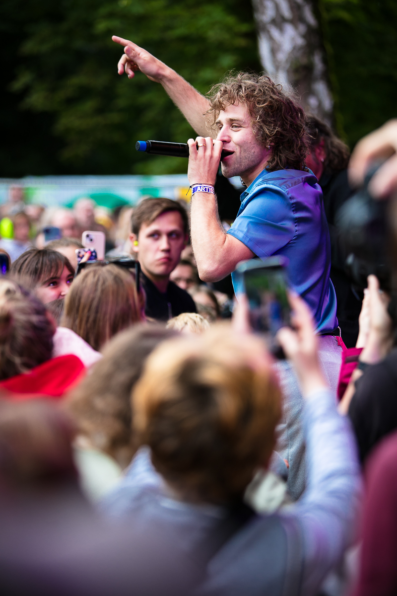 Compact disk dummies @ Cactus festival, picture 28, photographed by Anais Callens - FrontView Magazine