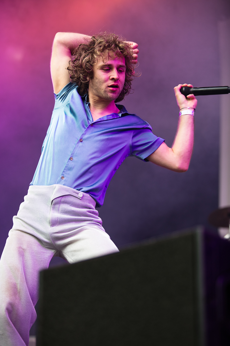 Compact disk dummies @ Cactus festival, picture 30, photographed by Anais Callens - FrontView Magazine