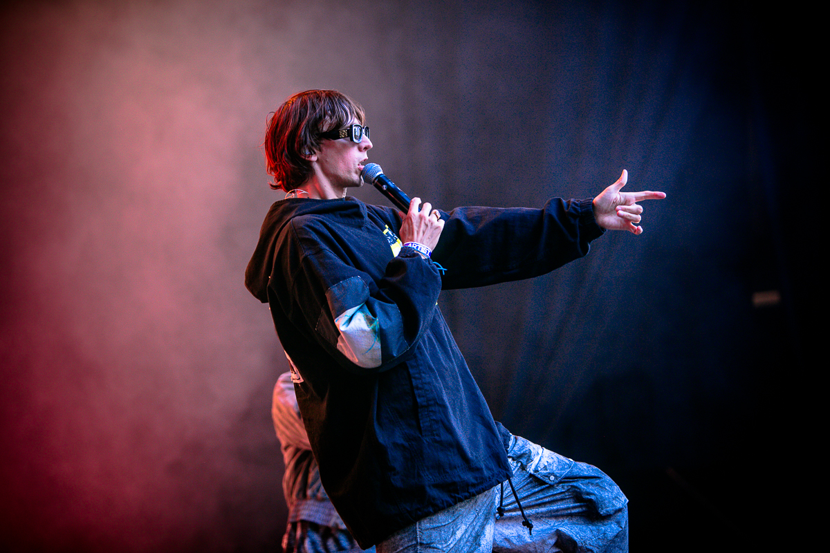 De jeugd van tegenwoordig @ Cactus festival, picture 4, photographed by Anais Callens - FrontView Magazine