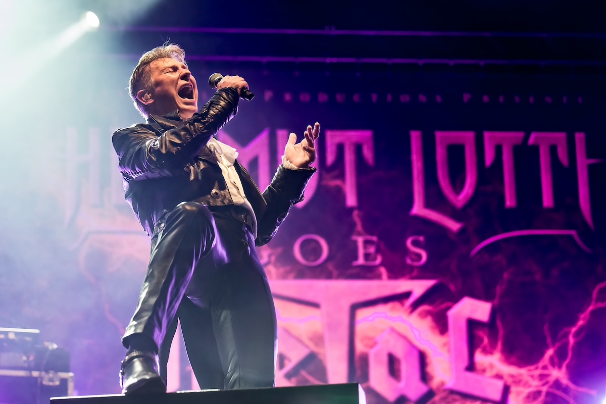 Hellmut Lotti Goes Metal @ Bospop, foto 9, foto's door Dorien Goetschalckx - FrontView Magazine