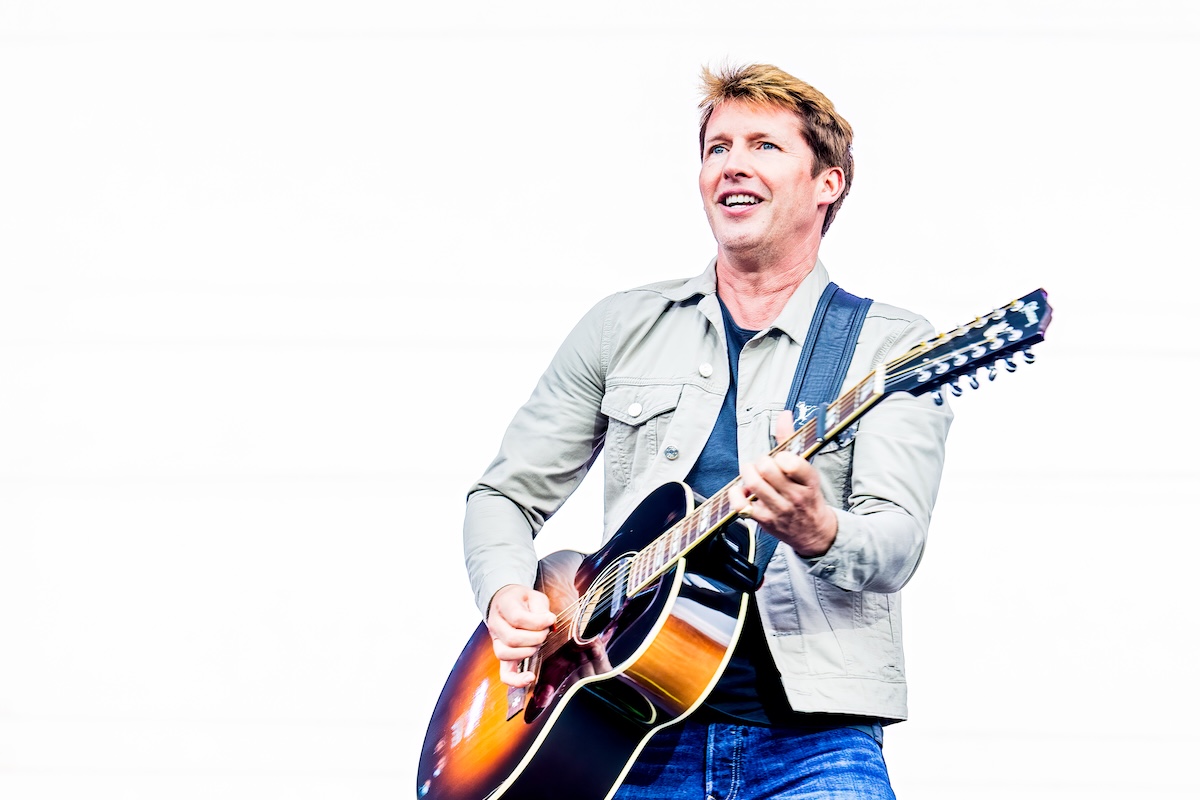 James Blunt @ Bospop, foto 4, foto's door Dorien Goetschalckx - FrontView Magazine