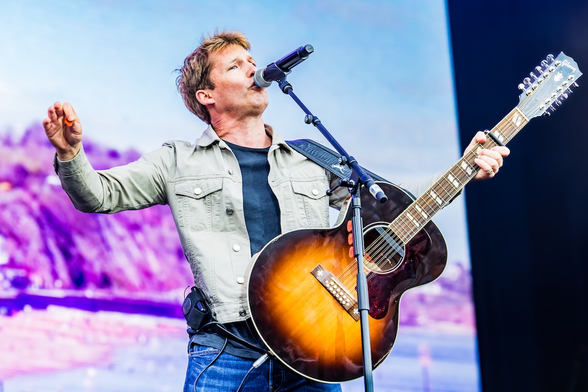 James Blunt @ Bospop, foto 8, foto's door Dorien Goetschalckx - FrontView Magazine