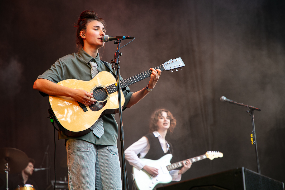 Kids With Buns @ Cactus festival, picture 12, photographed by Anais Callens - FrontView Magazine