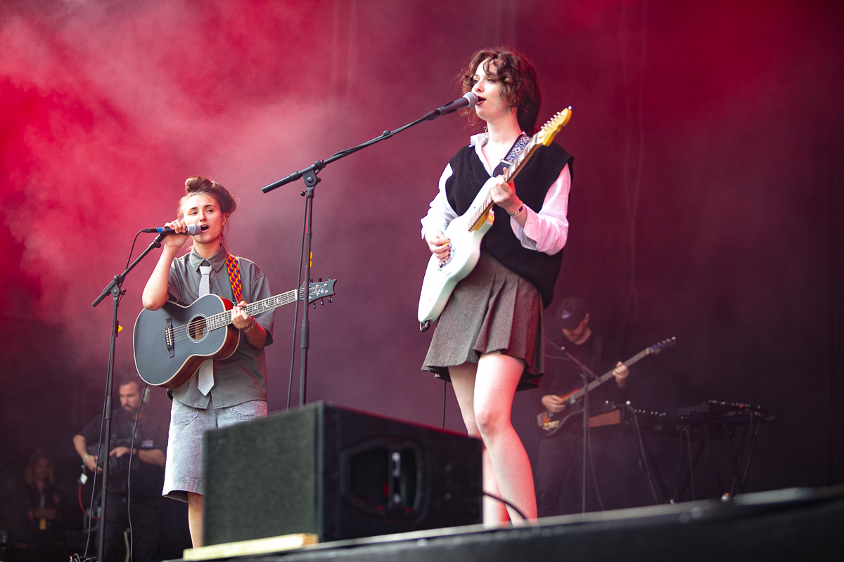 Kids With Buns @ Cactus festival, picture 14, photographed by Anais Callens - FrontView Magazine