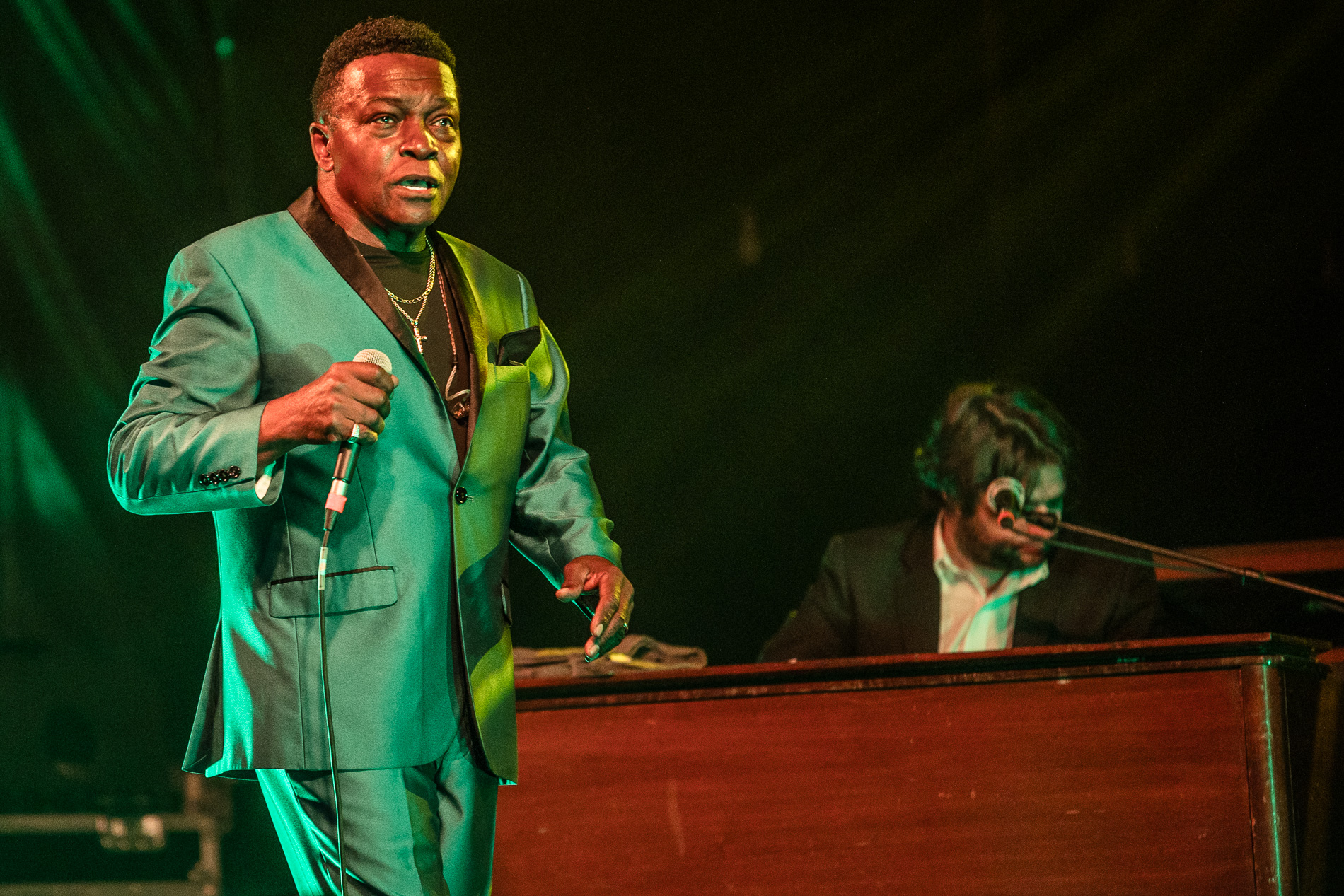 Lee Fields @ Beleuvenissen, picture 15, photographed by Jürgen Bruynooghe - FrontView Magazine