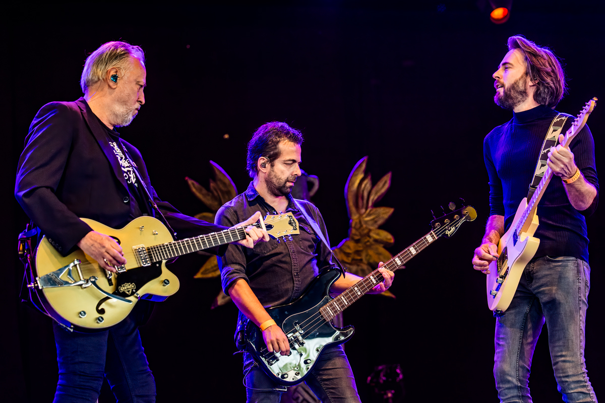 Nevenproject @ Bospop, picture 5, photographed by Dorien Goetschalckx - FrontView Magazine