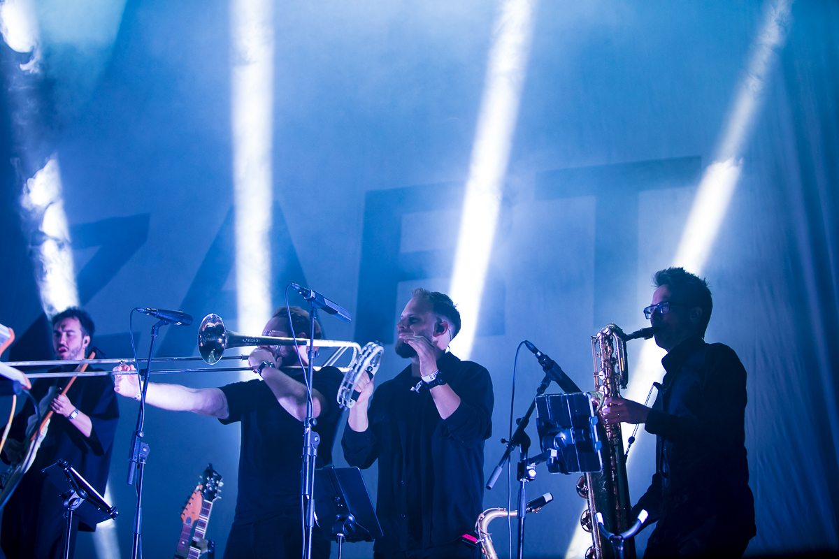 Bazart @ Cactus festival, picture 9, photographed by Anais Callens - FrontView Magazine
