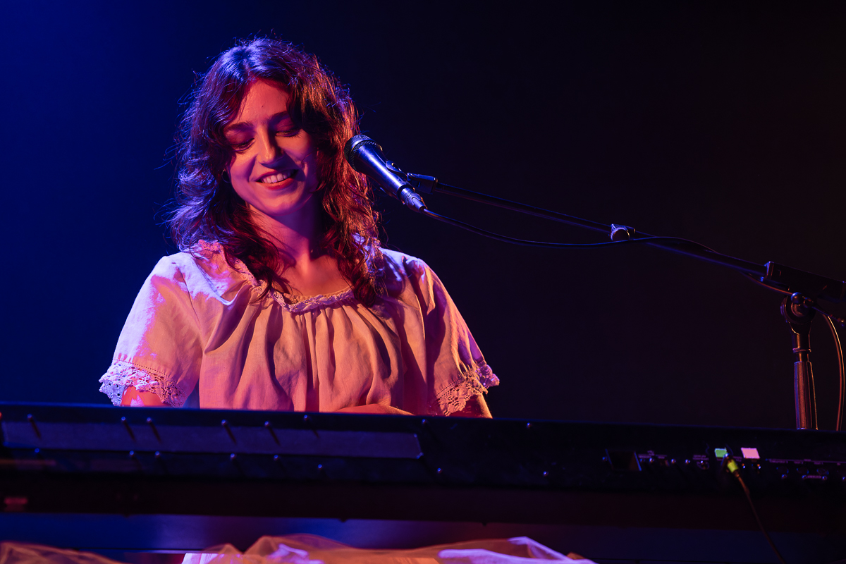 Birdy @ Gent Jazz, foto 6, foto's door David Johnson - FrontView Magazine