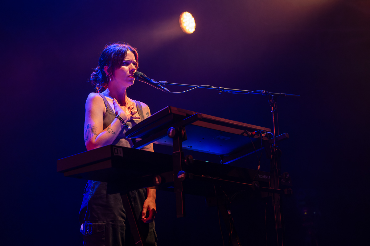 Birdy @ Gent Jazz, foto 12, foto's door David Johnson - FrontView Magazine
