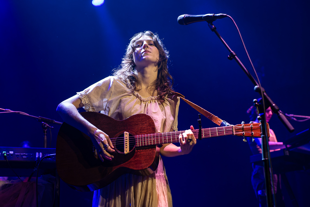 Birdy @ Gent Jazz, foto 16, foto's door David Johnson - FrontView Magazine