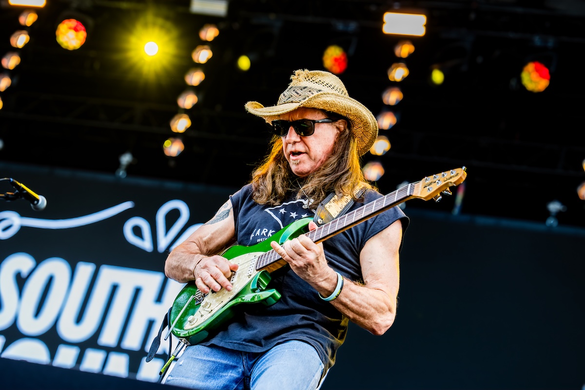 Southside Johnny & The Asbury Jukes @ Bospop, foto 8, foto's door Dorien Goetschalckx - FrontView Magazine