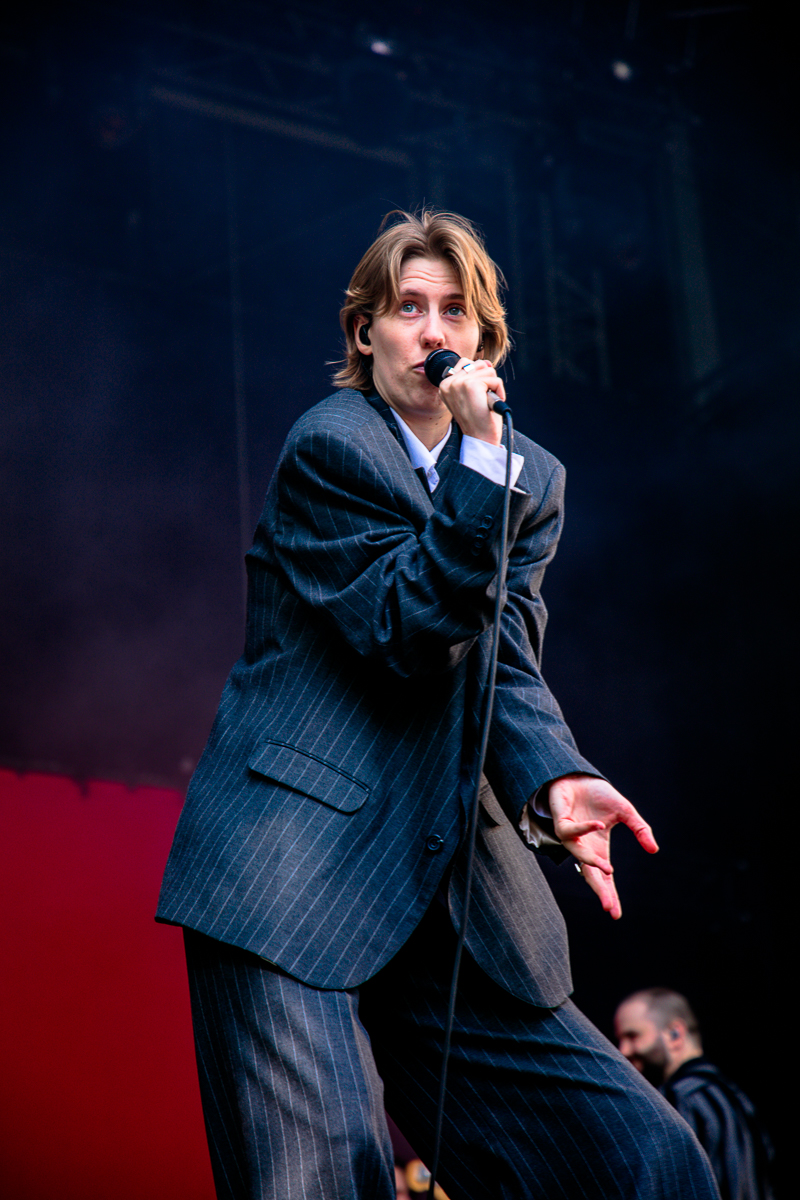 Whispering sons @ Cactus festival, picture 4, photographed by Anais Callens - FrontView Magazine