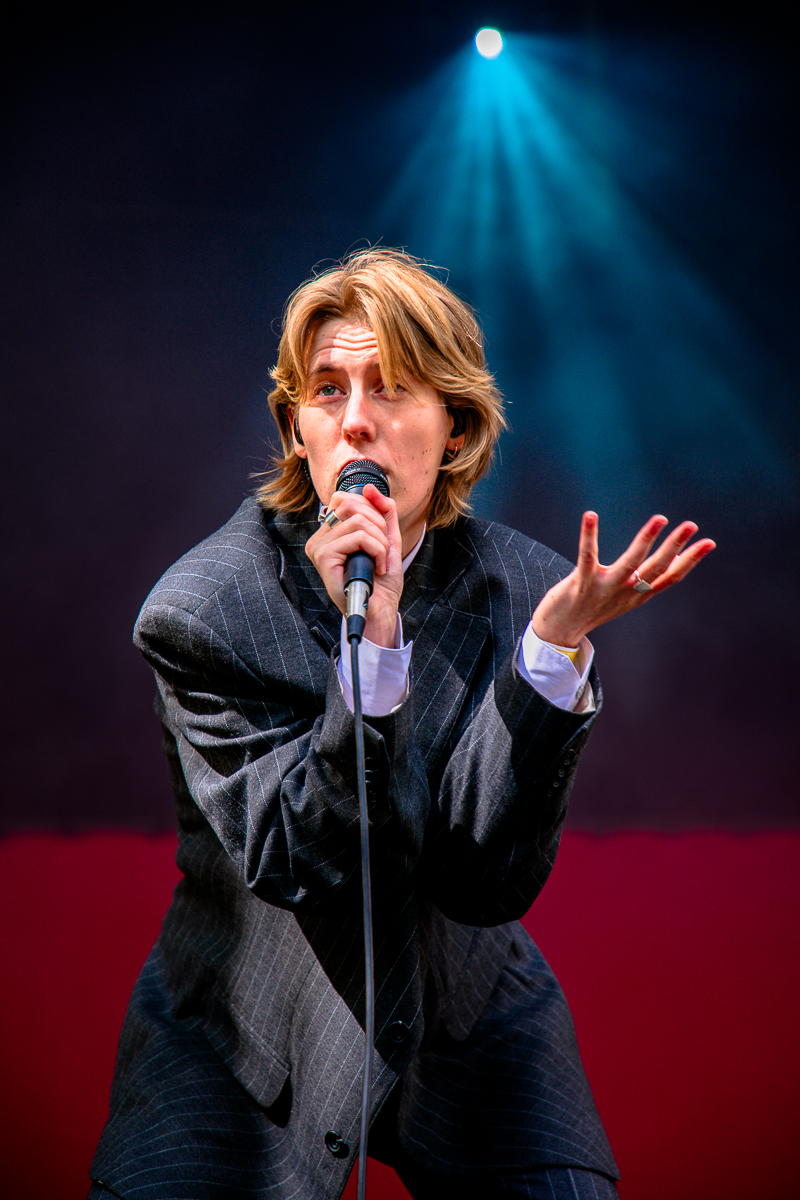 Whispering sons @ Cactus festival, picture 6, photographed by Anais Callens - FrontView Magazine