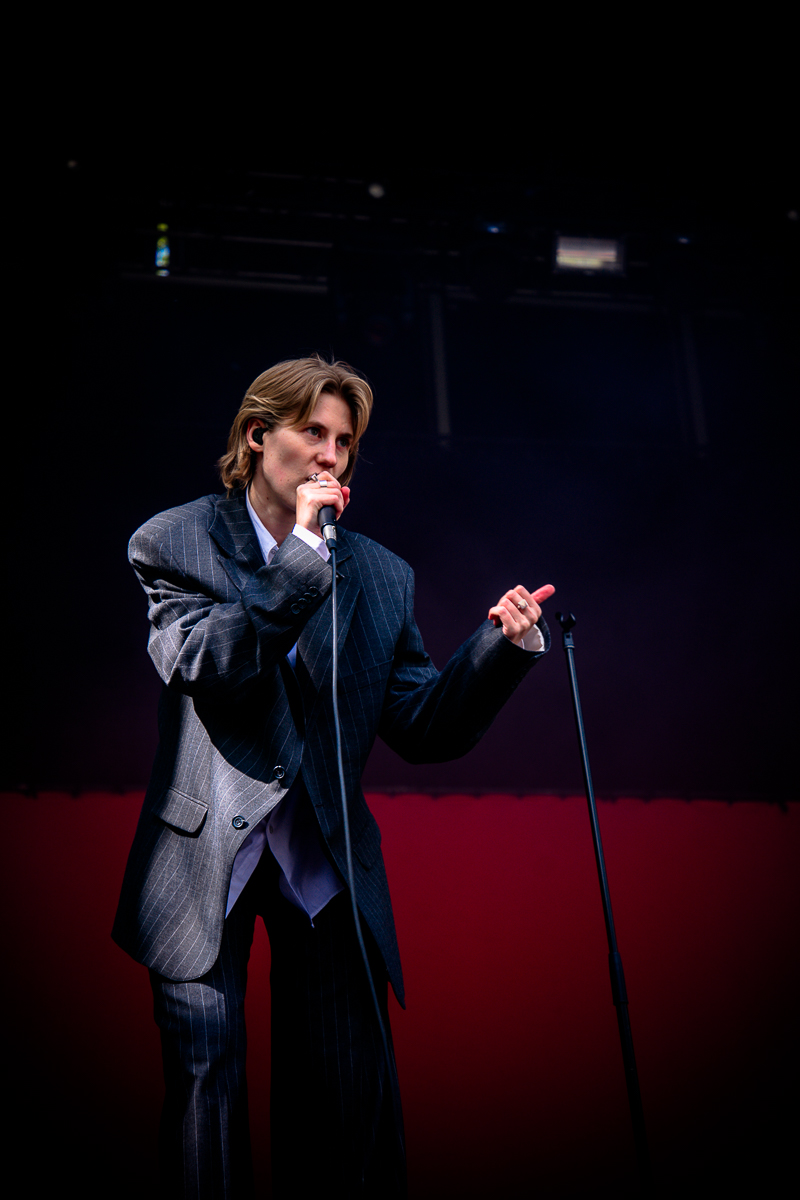 Whispering sons @ Cactus festival, picture 10, photographed by Anais Callens - FrontView Magazine