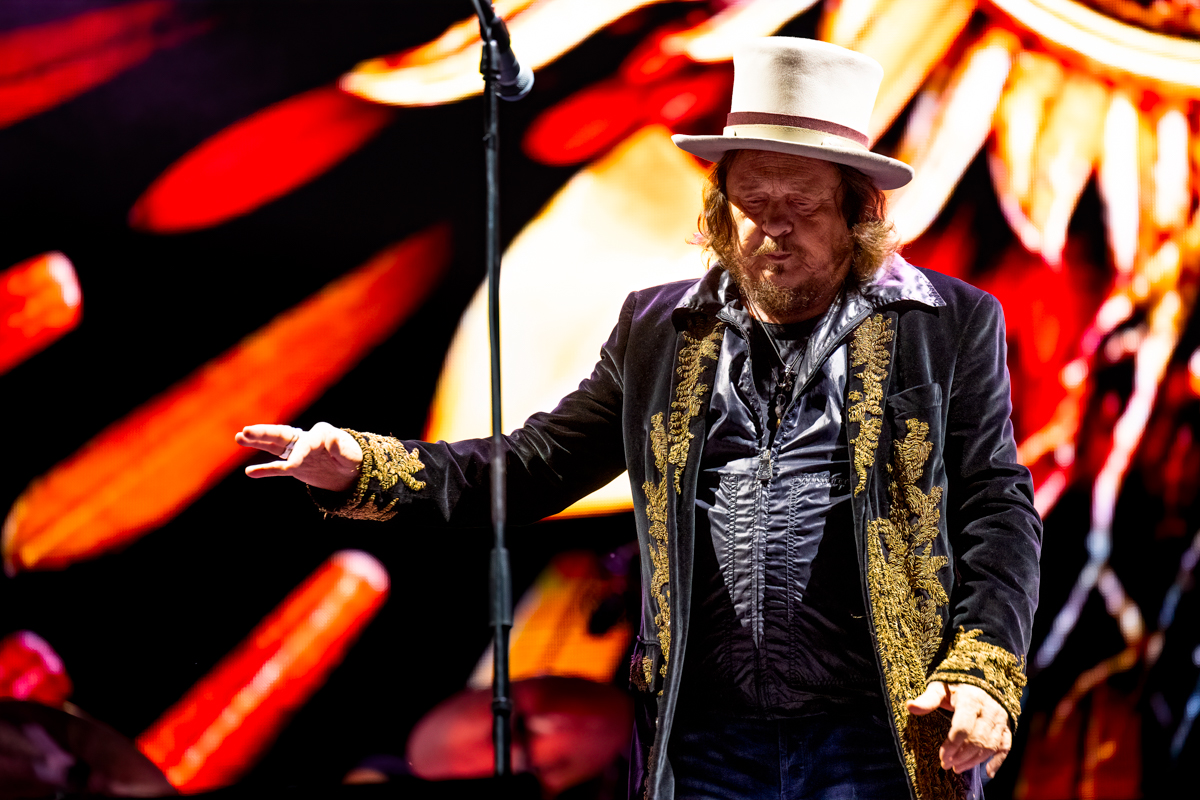 Zucchero @ Bospop, picture 6, photographed by Dorien Goetschalckx - FrontView Magazine