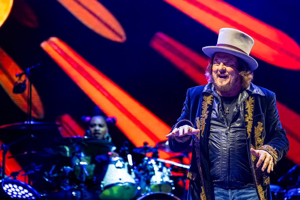 Zucchero @ Bospop, picture 10, photographed by Dorien Goetschalckx - FrontView Magazine