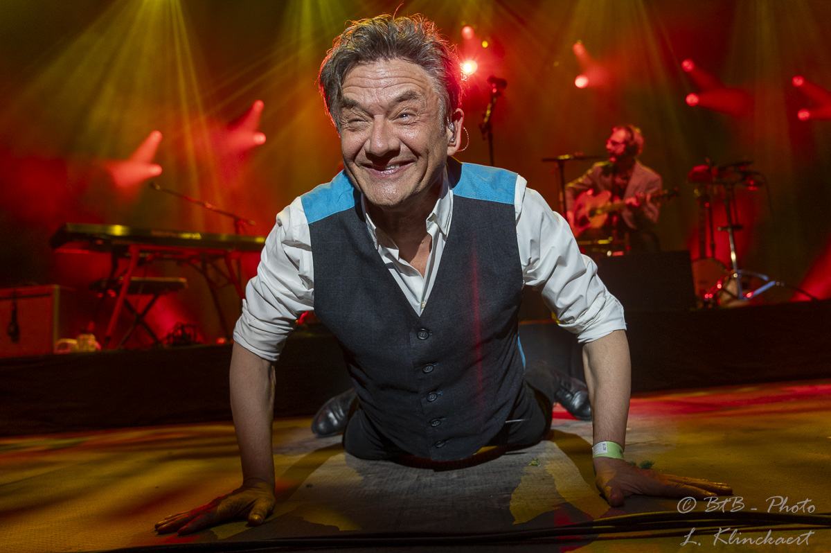 Bart Peeters @ Rock Zottegem Dag 3, picture 8, photographed by Luc Klinckaert - FrontView Magazine