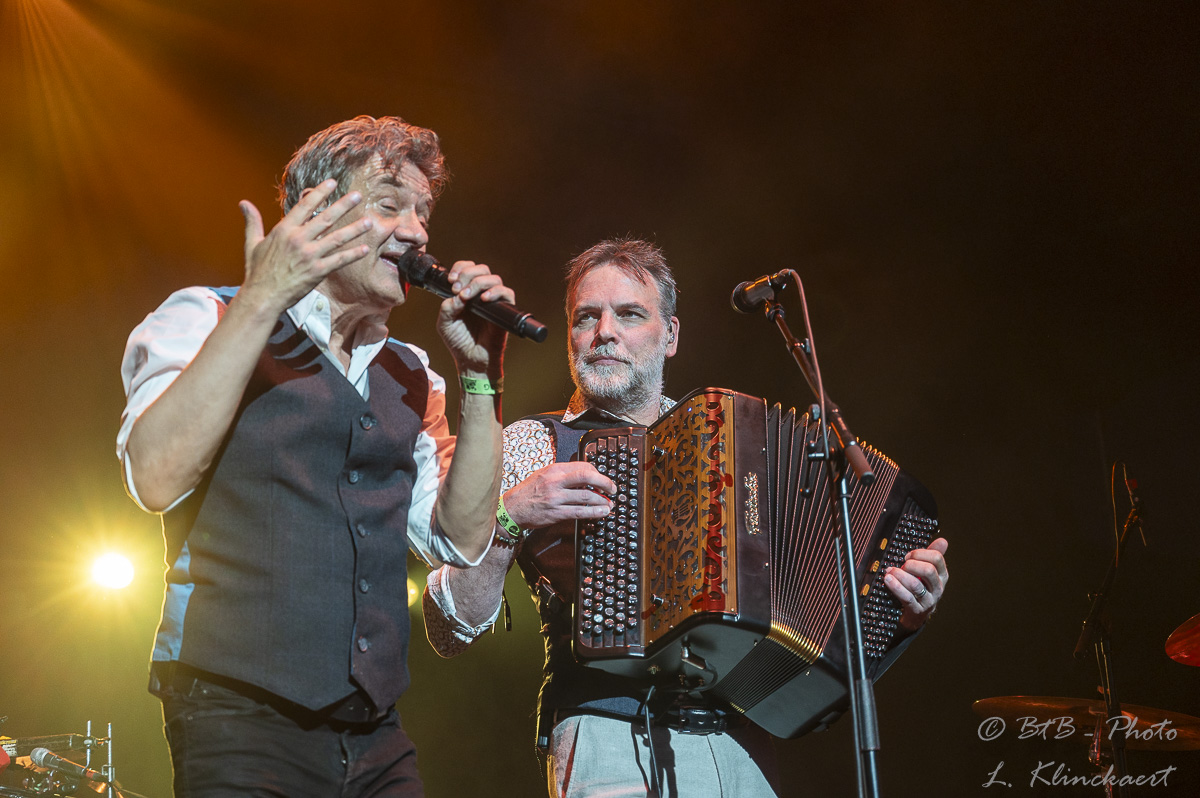 Bart Peeters @ Rock Zottegem Dag 3, picture 9, photographed by Luc Klinckaert - FrontView Magazine