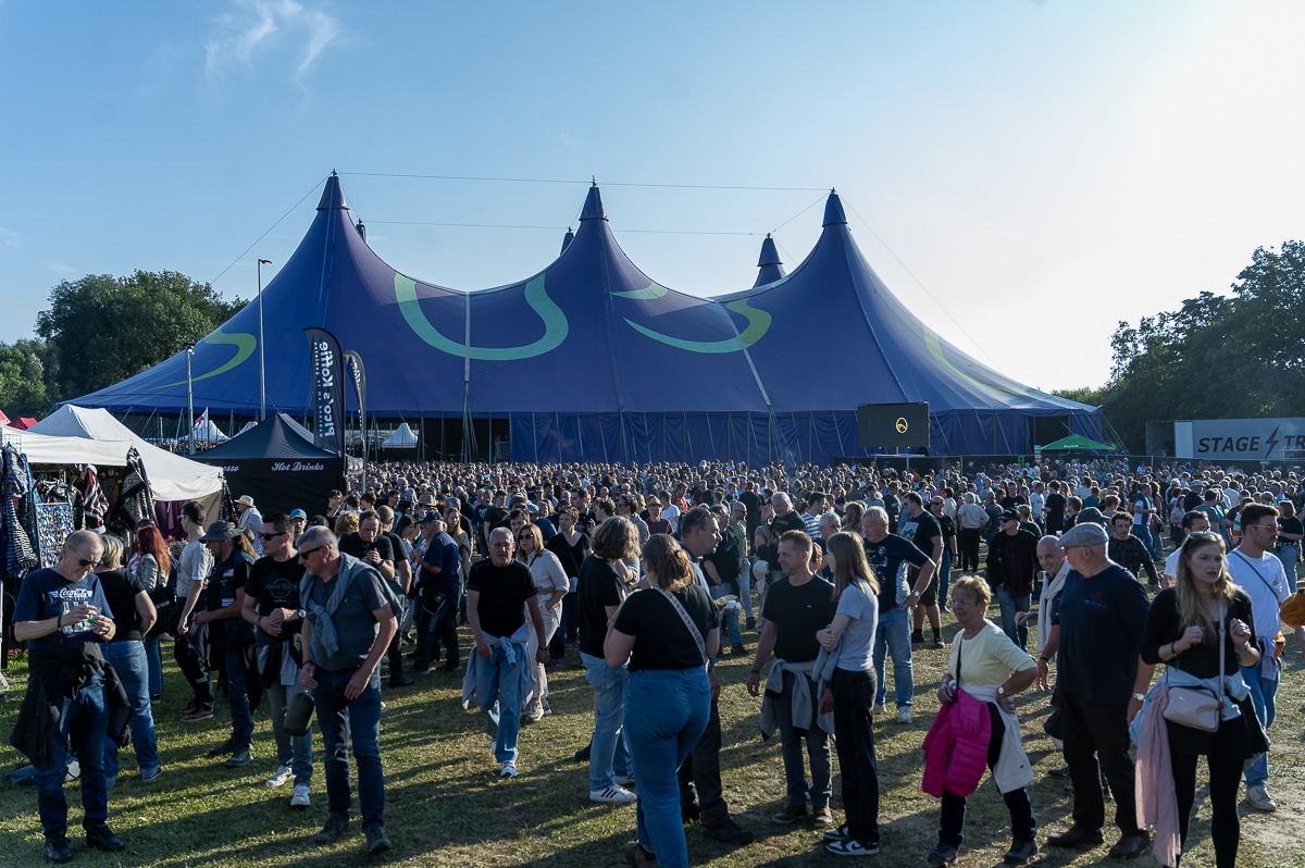 Sfeertjes @ Rock Zottegem Dag 3, picture 23, photographed by Luc Klinckaert - FrontView Magazine