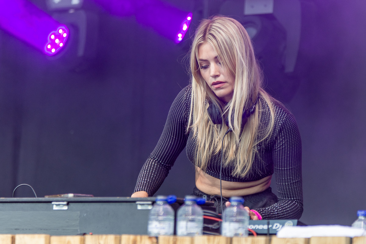 Sfeertjes @ Rock Zottegem Dag 3, picture 35, photographed by Luc Klinckaert - FrontView Magazine