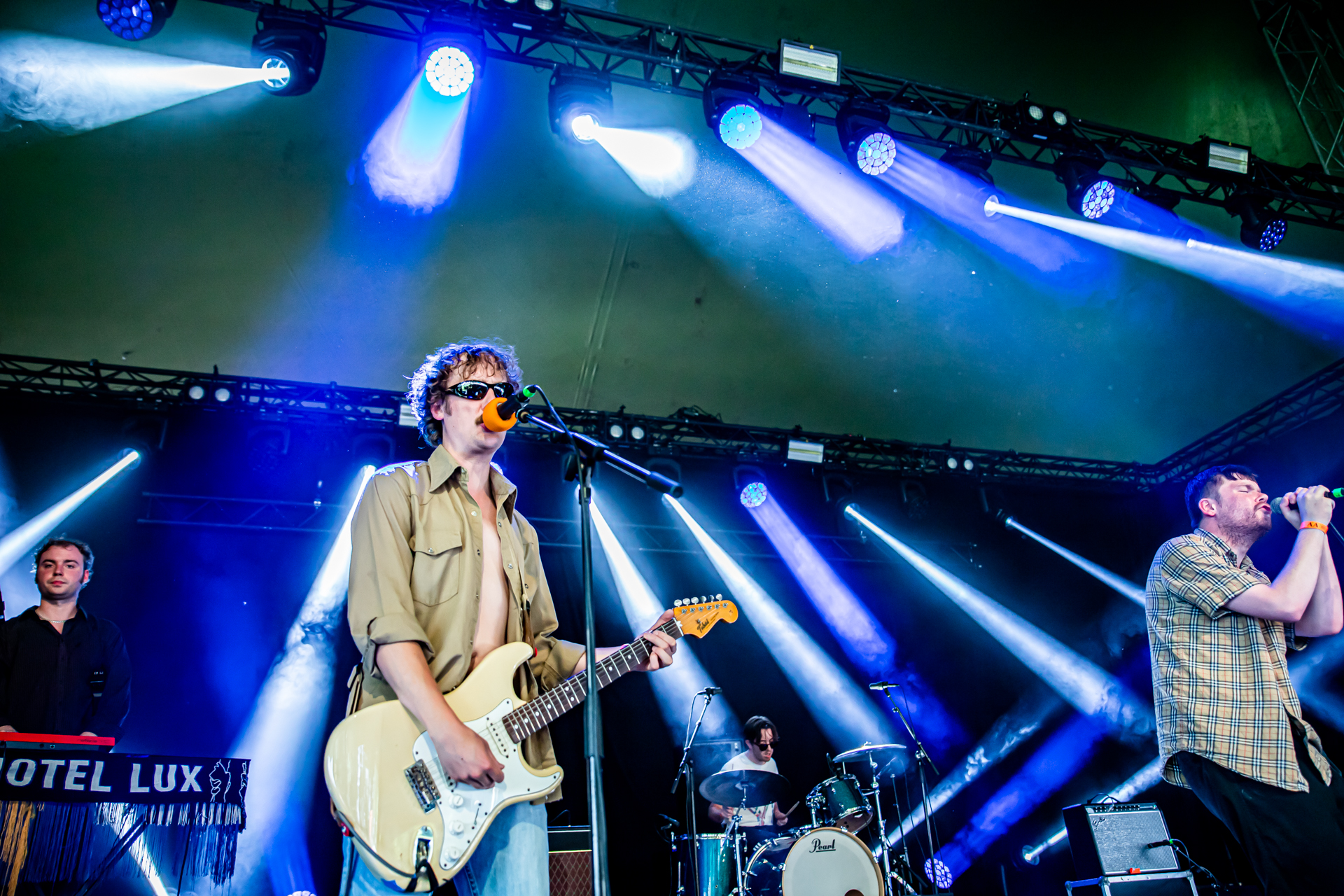 Hotel Lux @ Rock Herk, picture 8, photographed by Leen Verlinden - FrontView Magazine