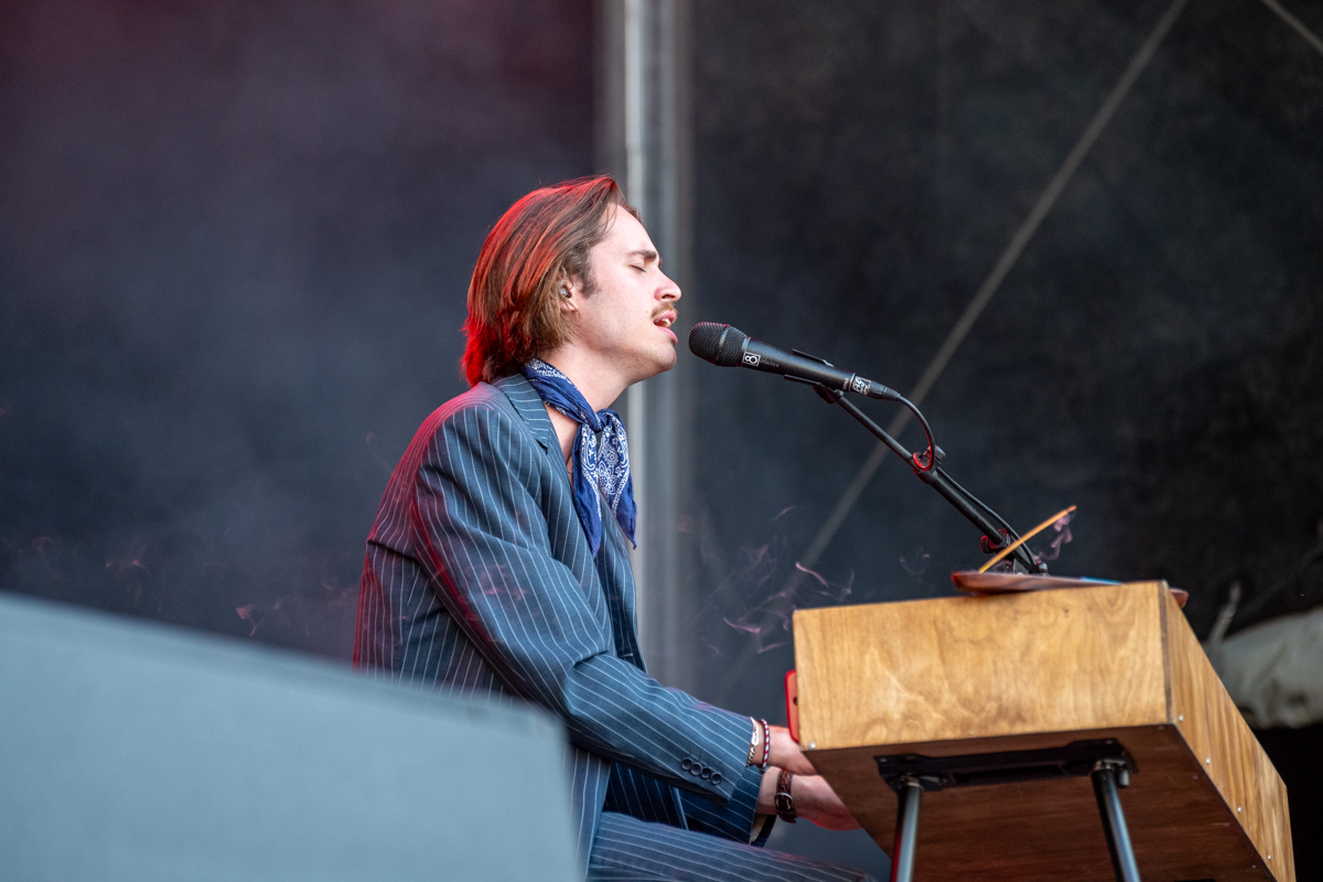 Iskander Moon @ Kneistival, picture 6, photographed by Bart Janssens - FrontView Magazine