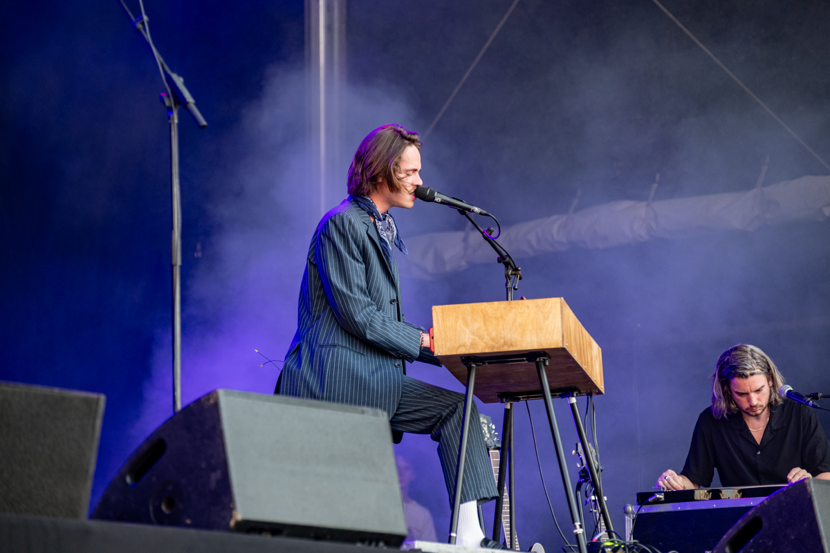 Iskander Moon @ Kneistival, picture 11, photographed by Bart Janssens - FrontView Magazine