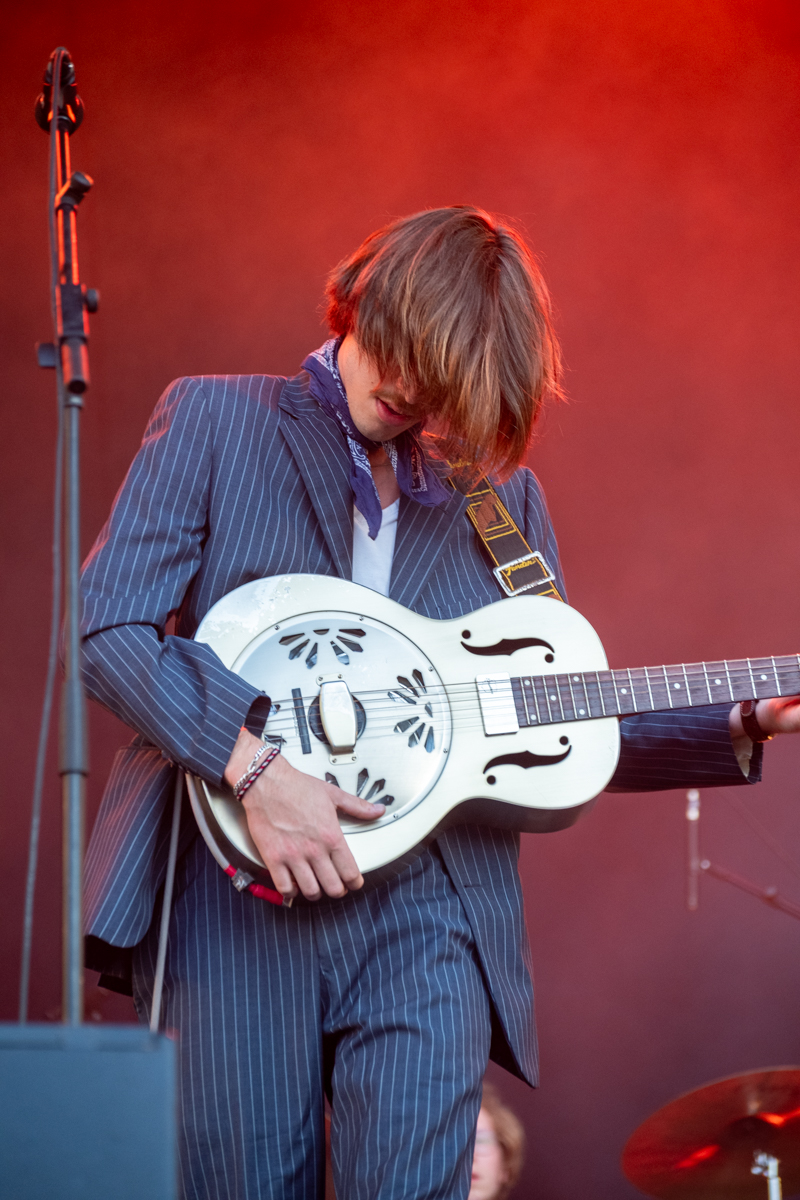 Iskander Moon @ Kneistival, picture 15, photographed by Bart Janssens - FrontView Magazine