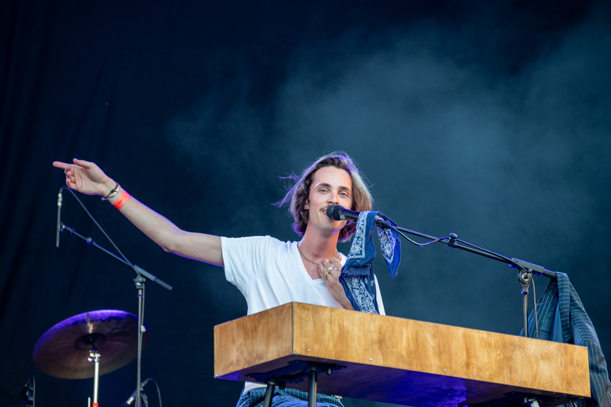 Iskander Moon @ Kneistival, picture 23, photographed by Bart Janssens - FrontView Magazine