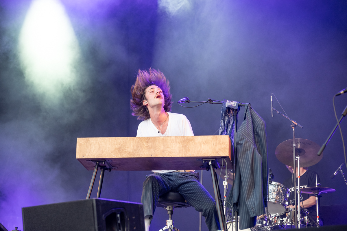 Iskander Moon @ Kneistival, picture 28, photographed by Bart Janssens - FrontView Magazine
