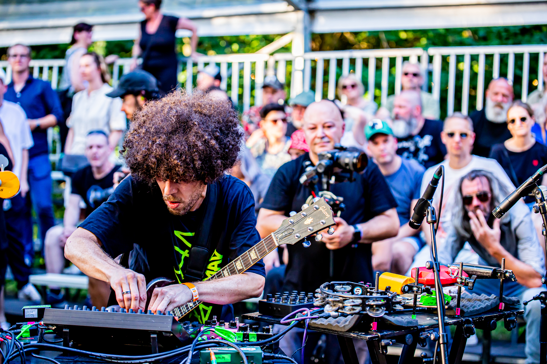 MadMadMad @ Rock Herk, picture 1, photographed by Leen Verlinden - FrontView Magazine
