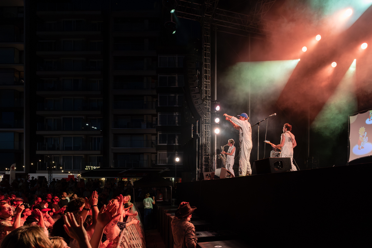 Thumpasaurus @ Kneistival, picture 14, photographed by Bart Janssens - FrontView Magazine