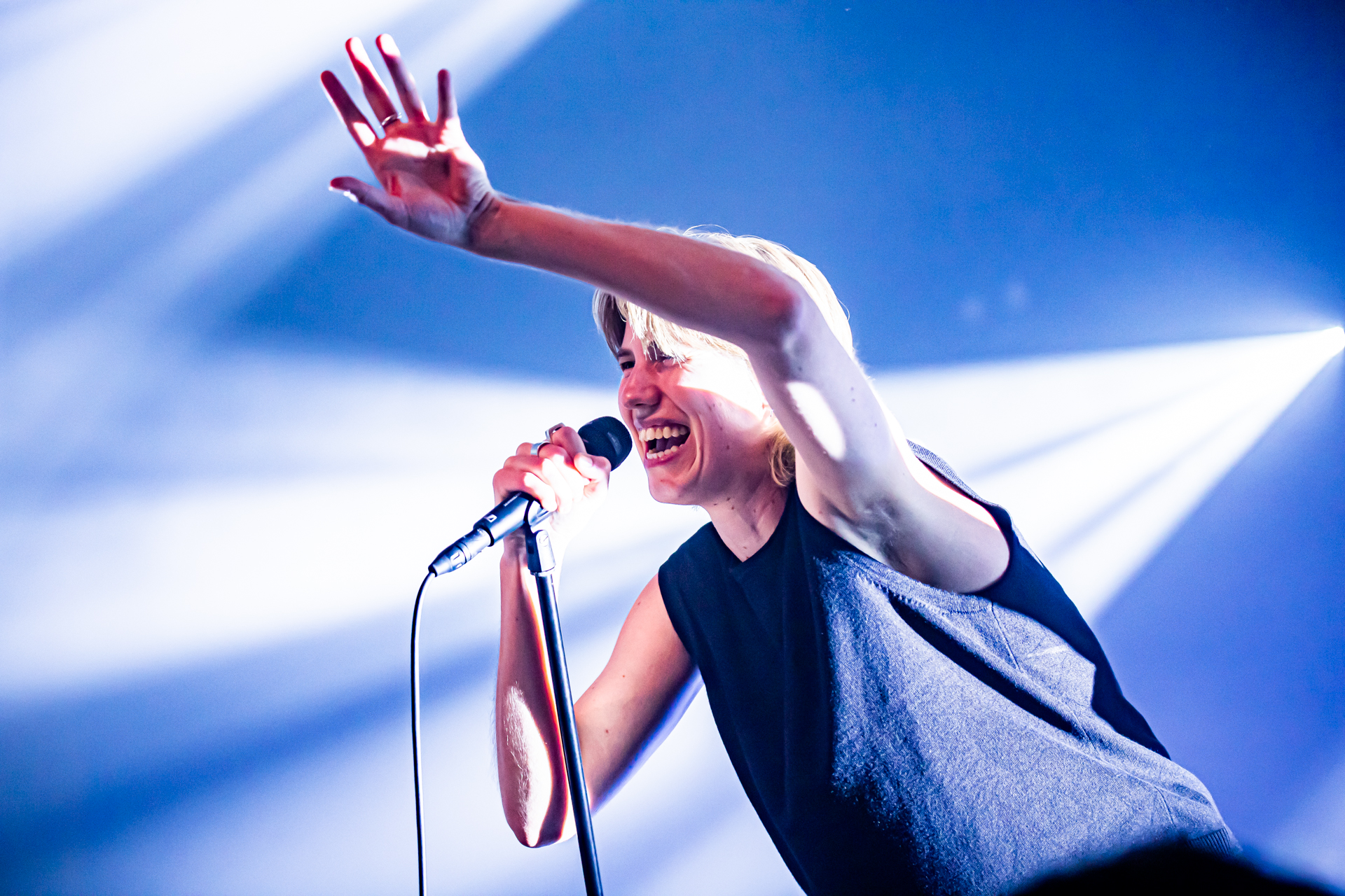 Whispering Sons @ Rock Herk, picture 10, photographed by Leen Verlinden - FrontView Magazine