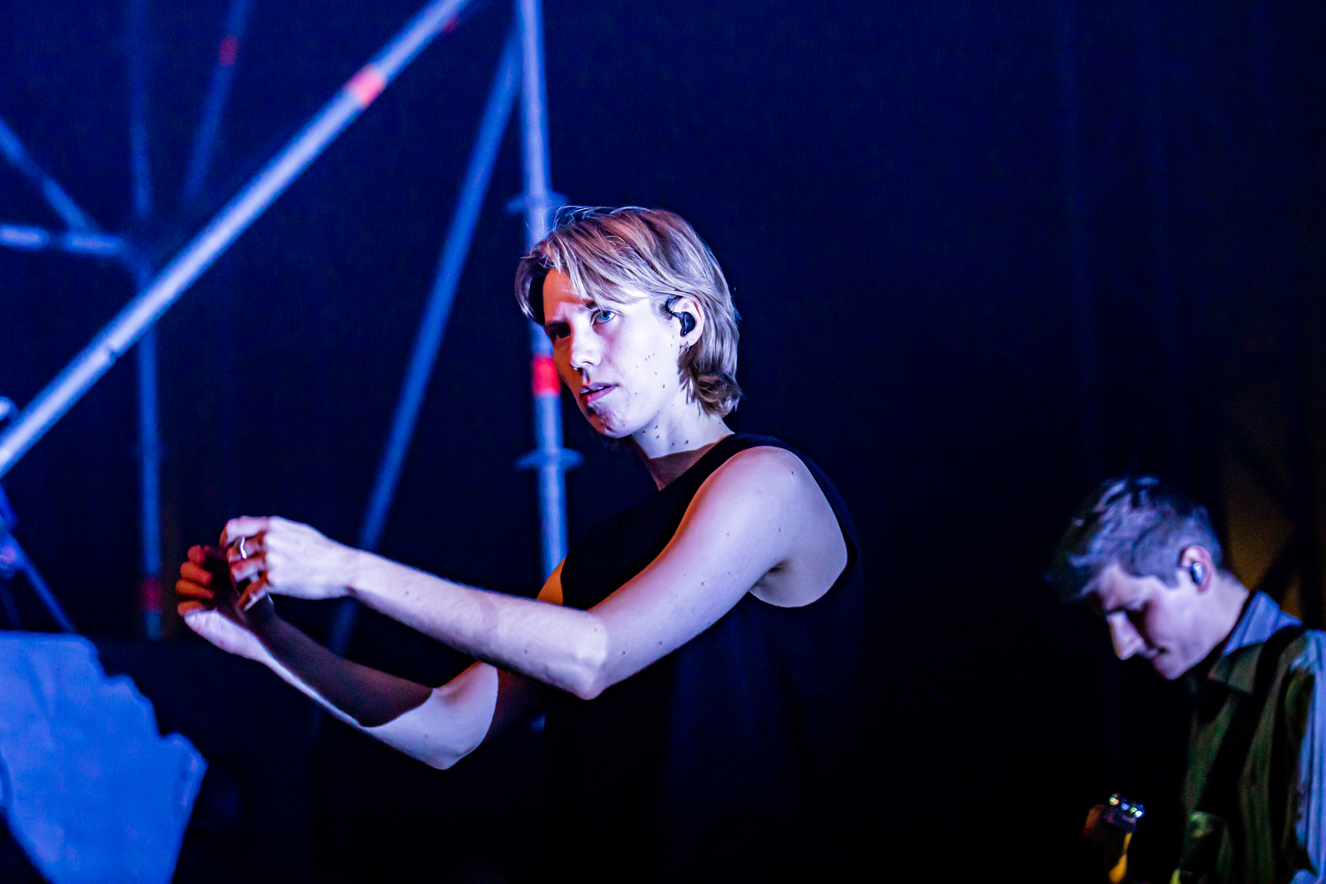 Whispering Sons @ Rock Herk, picture 13, photographed by Leen Verlinden - FrontView Magazine