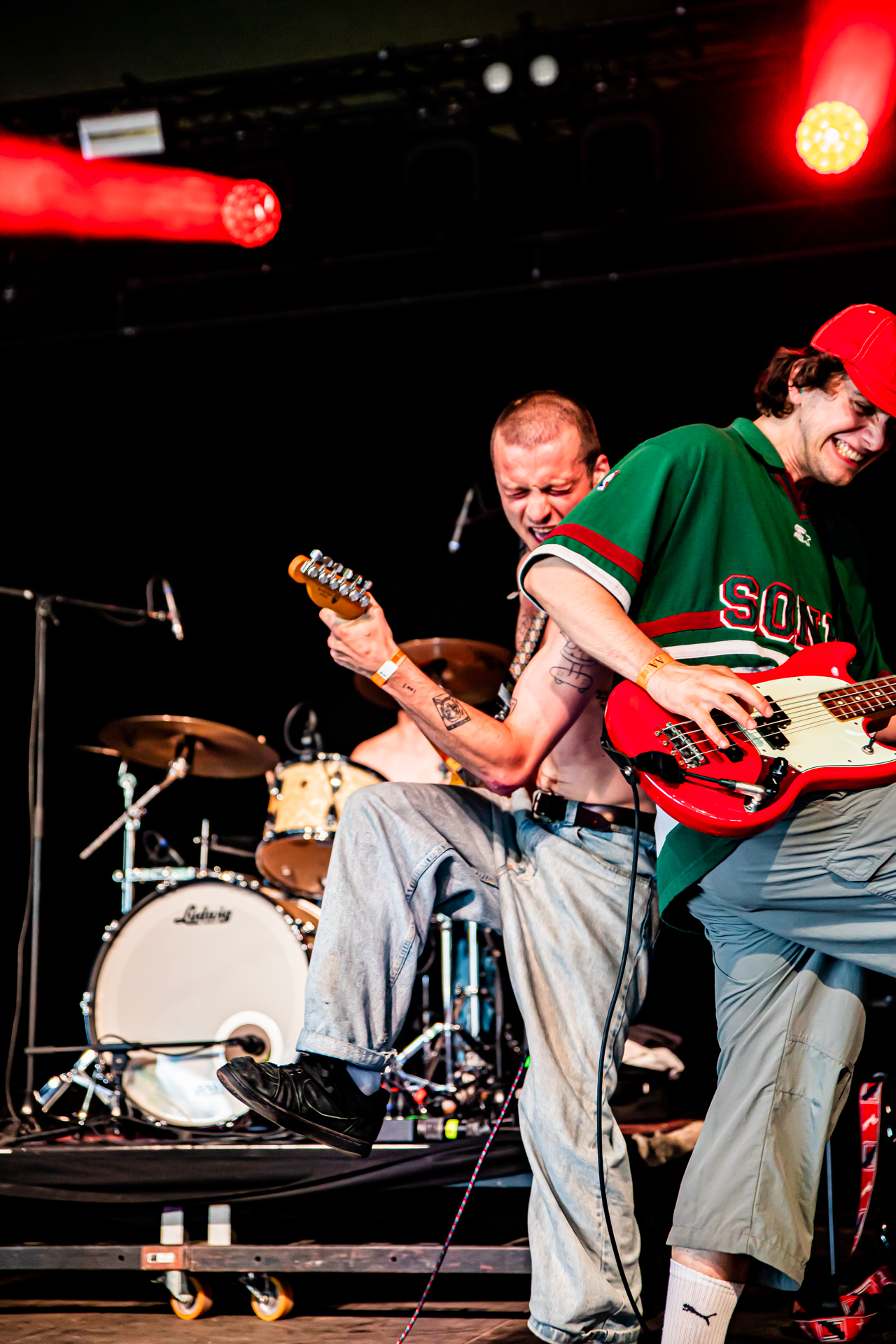 Yesnomaybe @ Rock Herk, picture 6, photographed by Leen Verlinden - FrontView Magazine