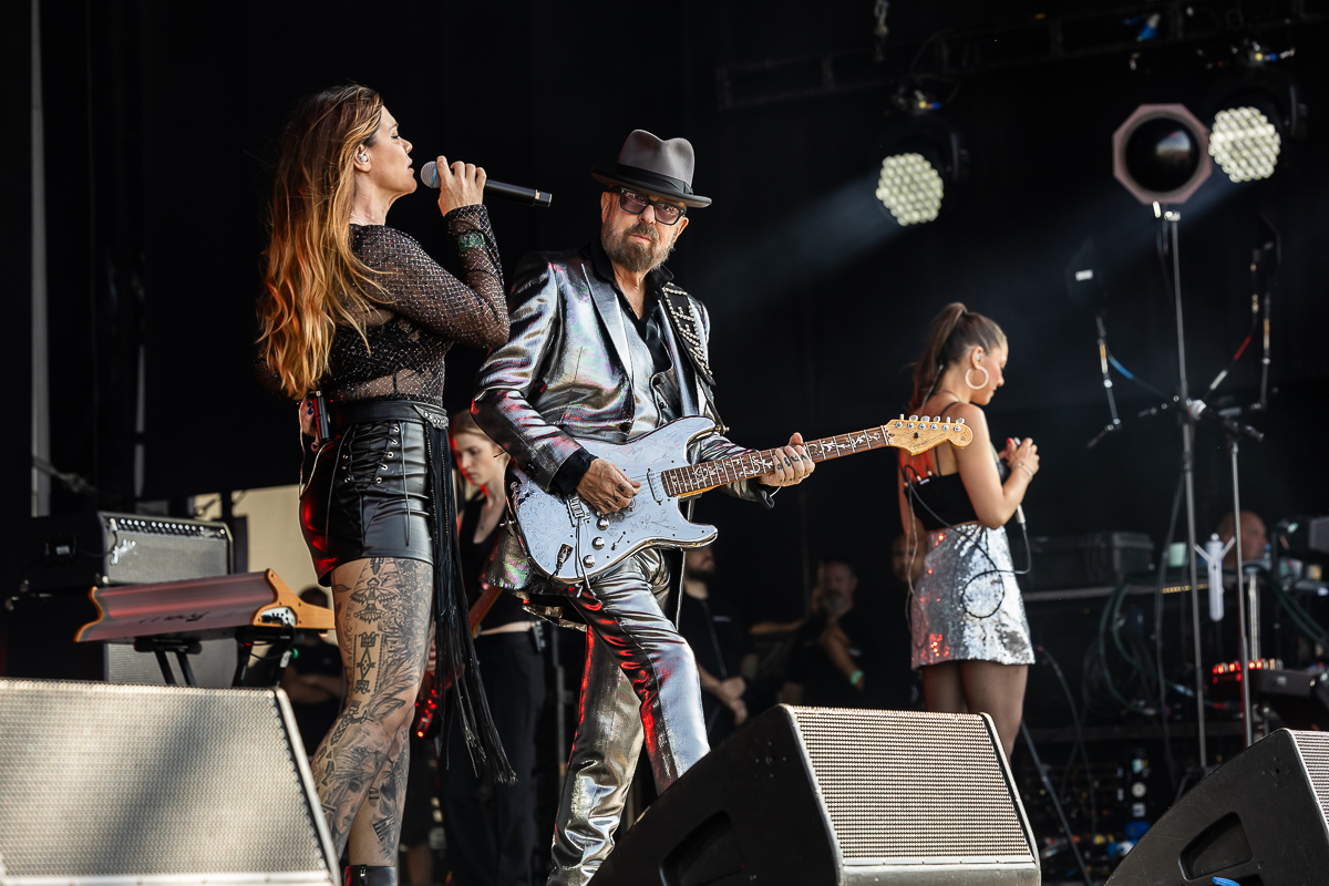 Dave Stewart Eurythmics @ Beach Festival Nieuwpoort 2024 dag 2, picture 3, photographed by Marc Verdonck - FrontView Magazine