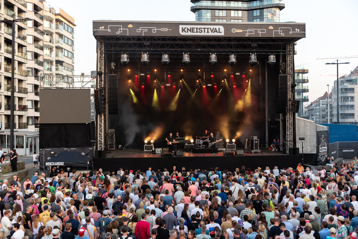 De Mens @ Kneistival, picture 4, photographed by Bart Janssens - FrontView Magazine