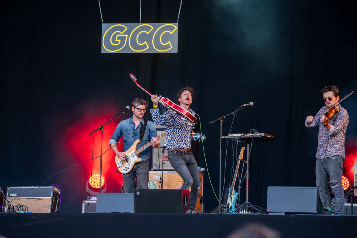 Green Crow Collective @ Kneistival, foto 24, foto's door Bart Janssens - FrontView Magazine