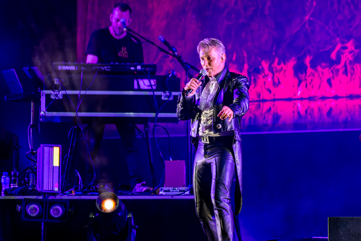 Hellmut Lotti goes metal @ Kneistival, picture 14, photographed by Bart Janssens - FrontView Magazine