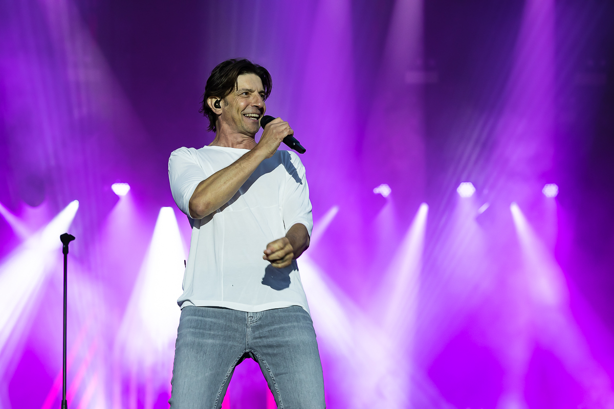 Clouseau @ Beach Festival 2024 dag 3, picture 25, photographed by Marc Verdonck - FrontView Magazine