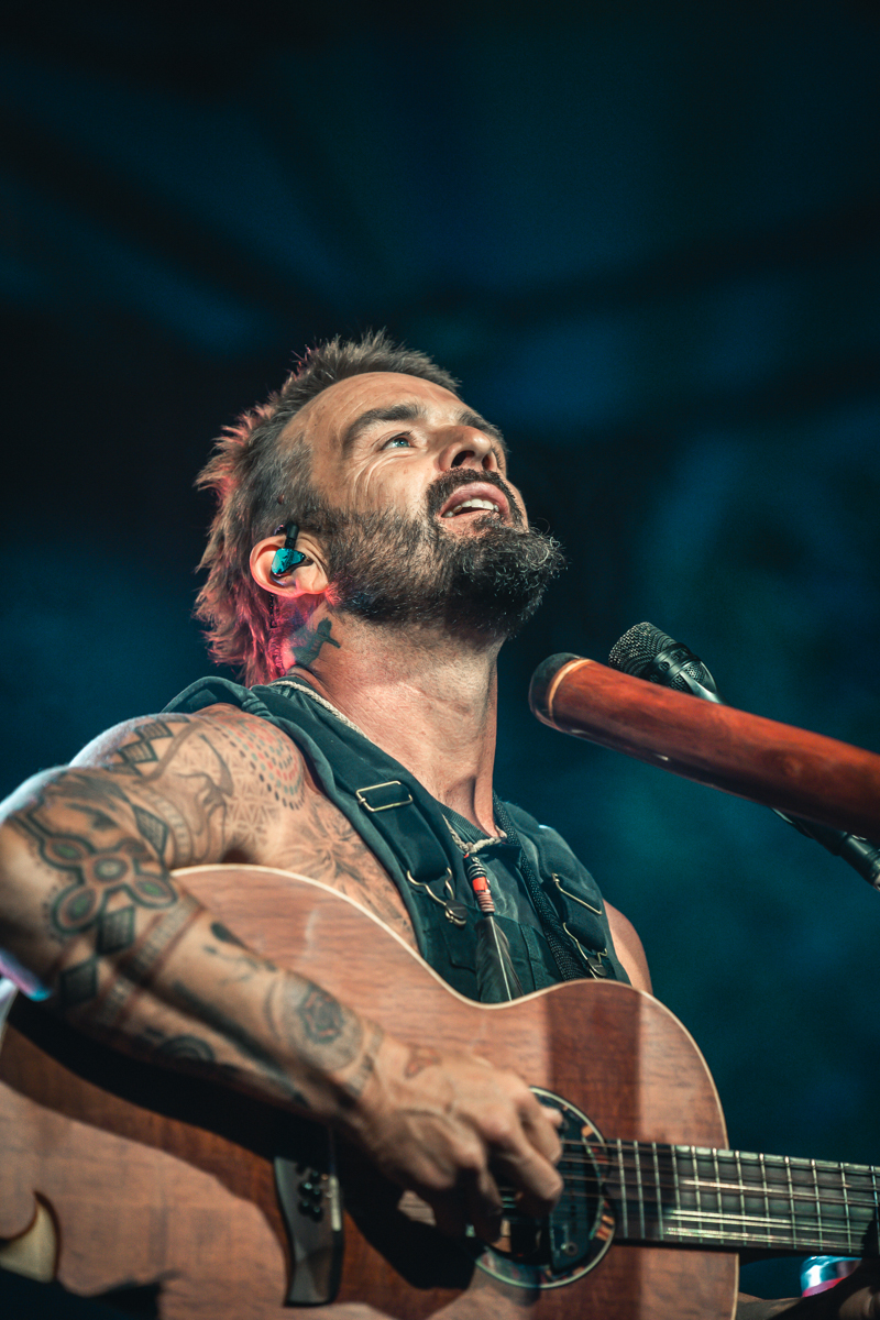 Xavier Rudd @ OLT Rivierenhof, picture 14, photographed by Jelle Meersschaut - FrontView Magazine