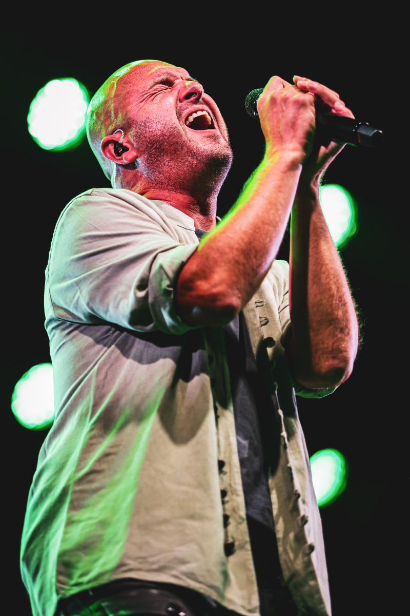 Stan Van Samang @ Gentse Feesten 2024, picture 1, photographed by Kitty van de Waart - FrontView Magazine
