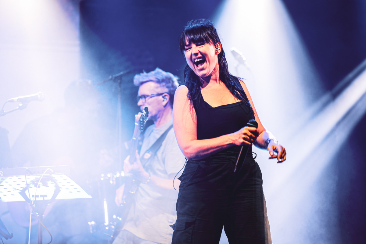 Stan Van Samang @ Gentse Feesten 2024, picture 4, photographed by Kitty van de Waart - FrontView Magazine
