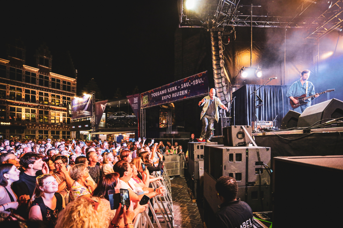 Stan Van Samang @ Gentse Feesten 2024, picture 35, photographed by Kitty van de Waart - FrontView Magazine