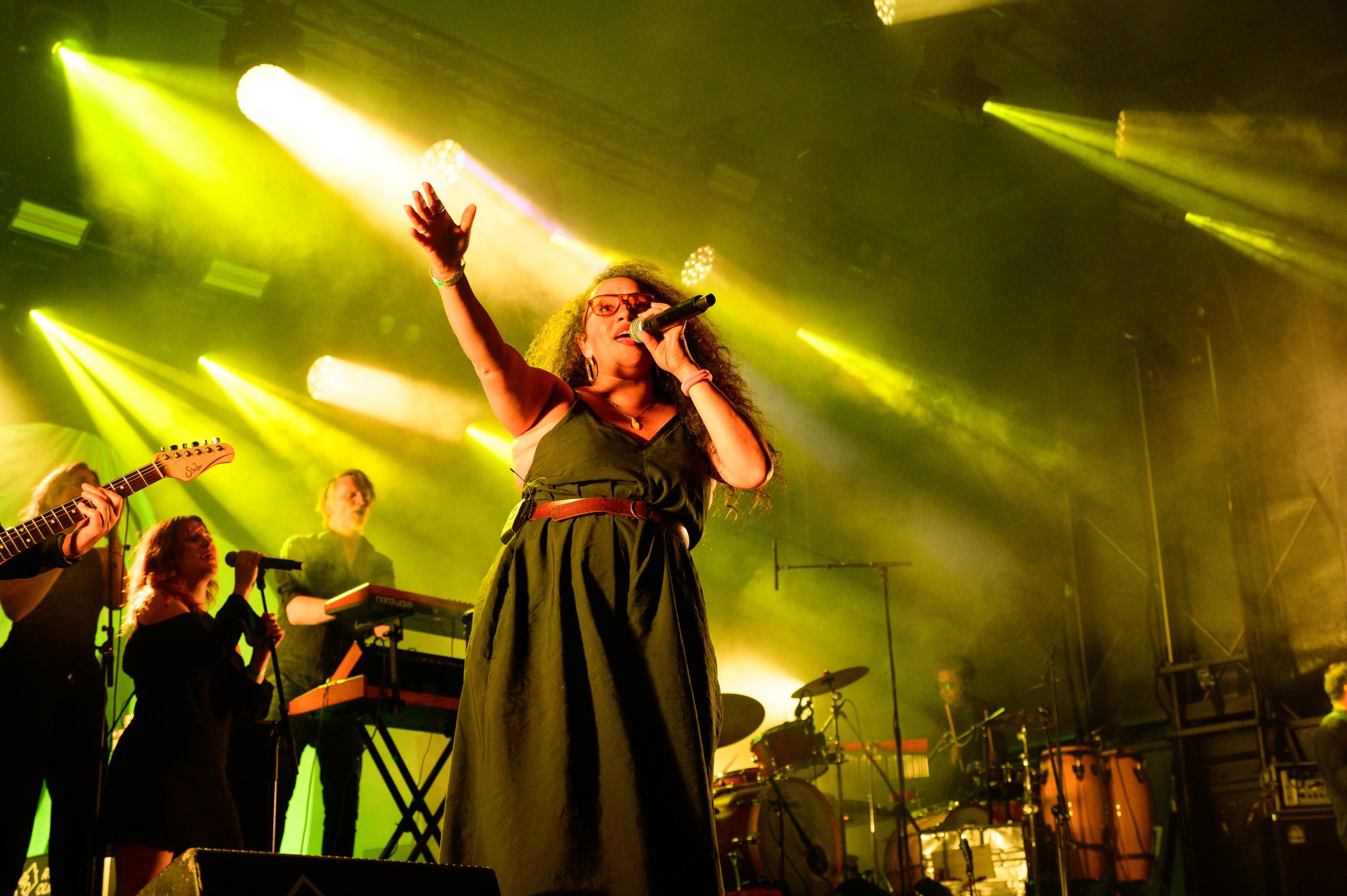 Arsenal @ rock Olmen, foto 14, foto's door Gert Daemen - FrontView Magazine