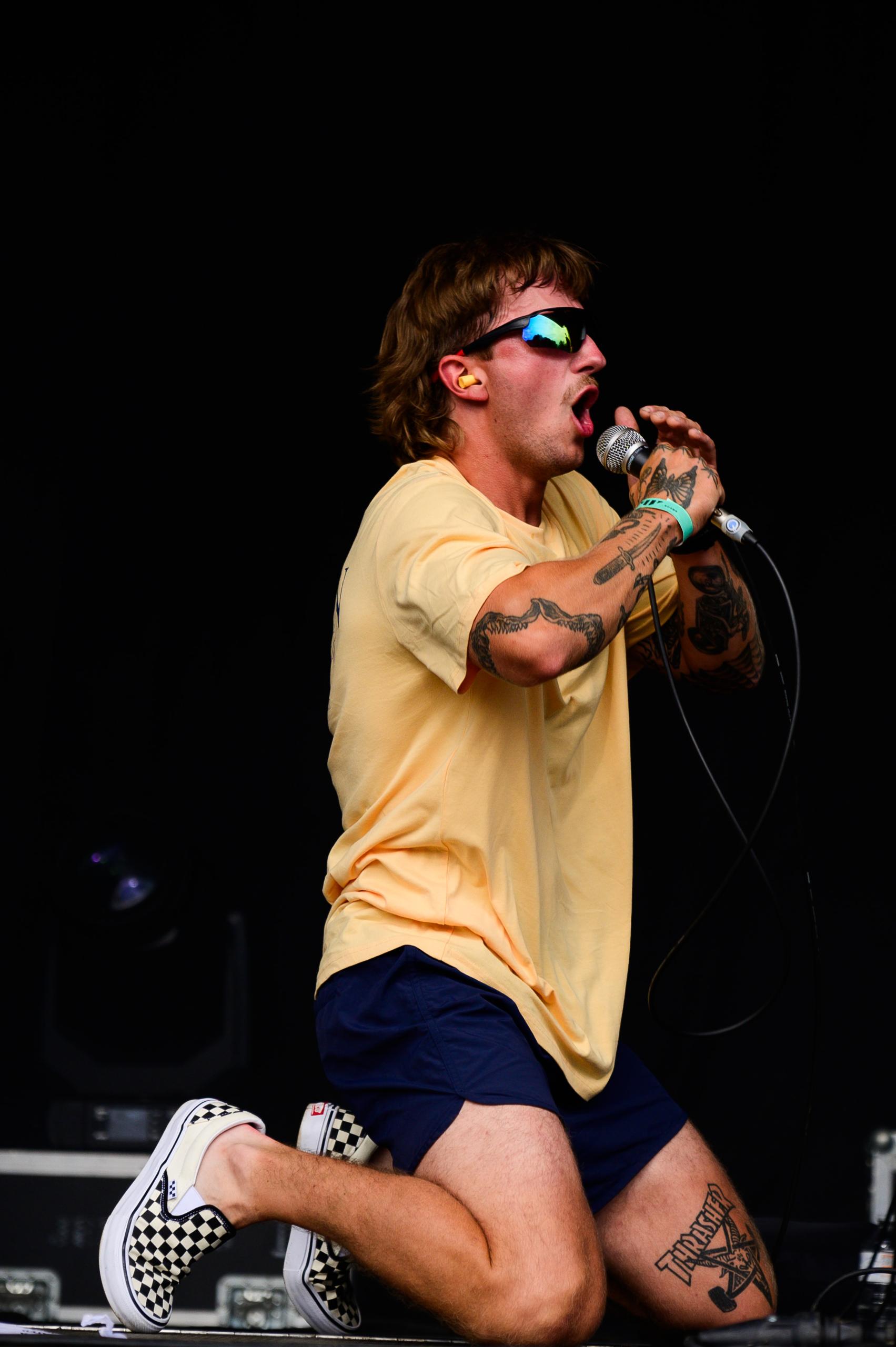 Barno Koevoet & The Duijmschpijkers @ rock Olmen, picture 4, photographed by Gert Daemen - FrontView Magazine