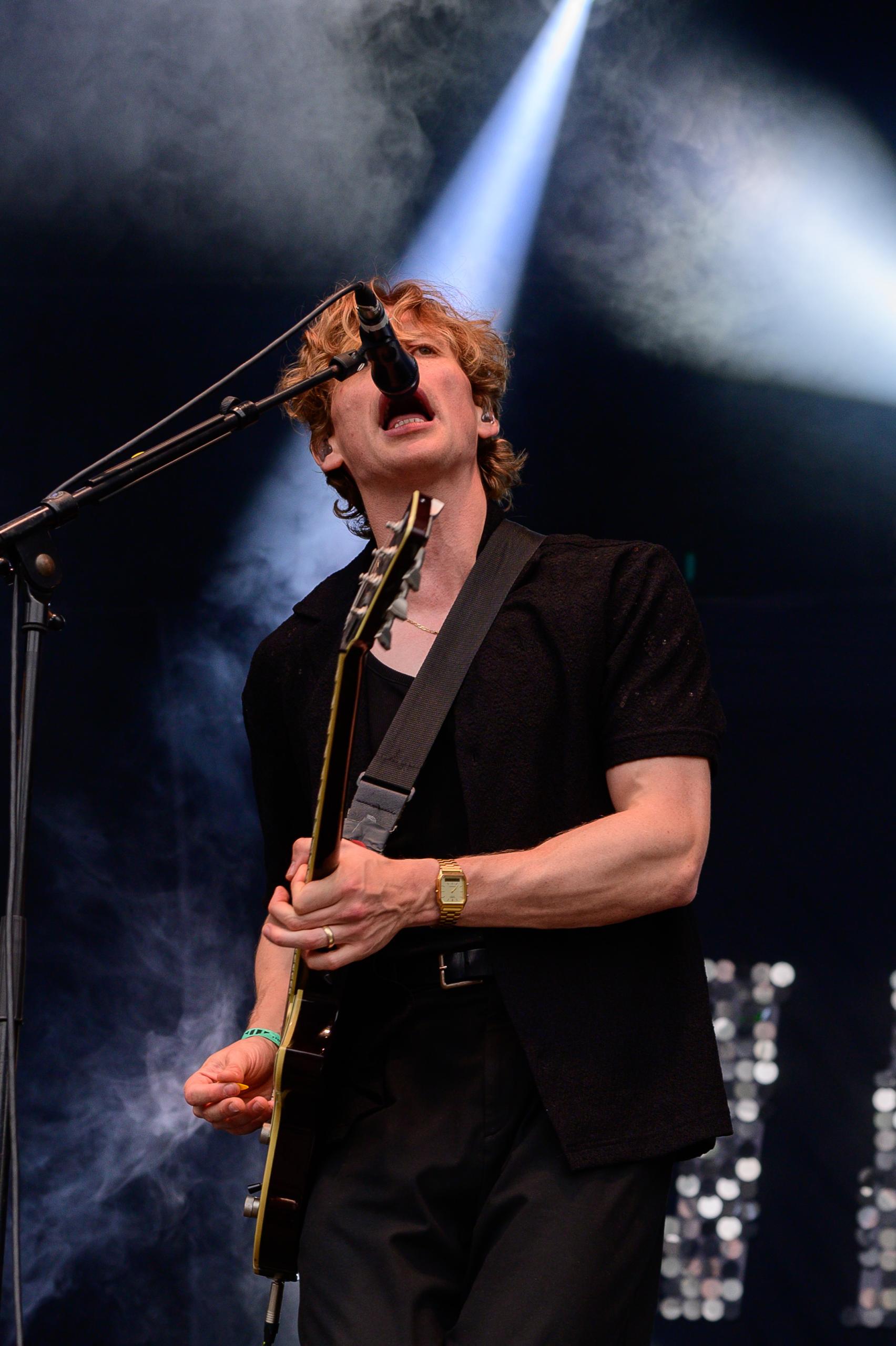 Circa Waves @ Rock Olmen, picture 7, photographed by Gert Daemen - FrontView Magazine
